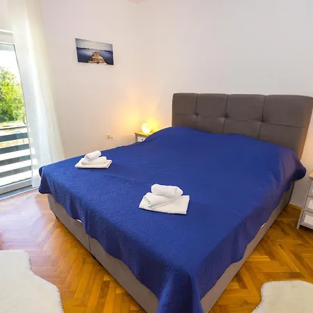 Vikendica Haven House Near Drnis Siveric