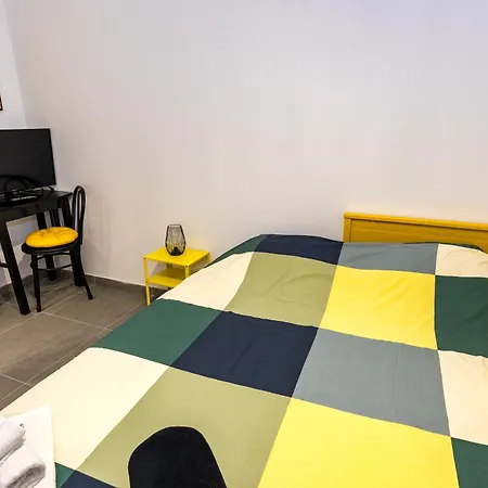 Haven House Near Drnis *