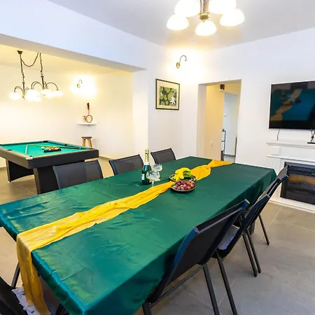 Haven House Near Drnis