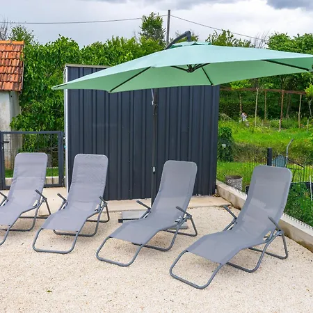 Vikendica Haven House Near Drnis Siveric