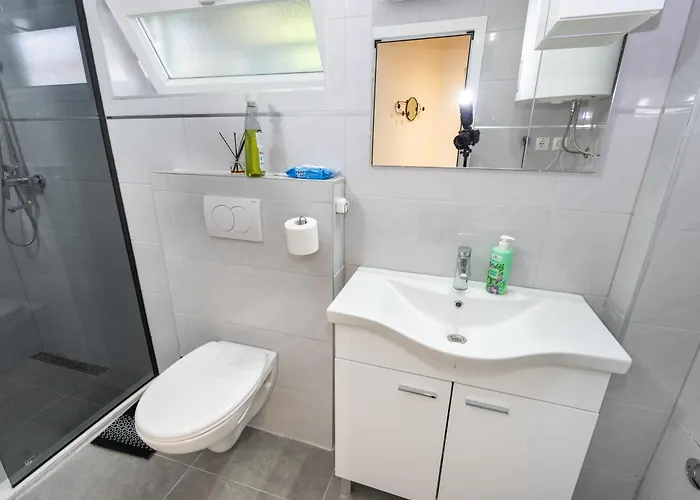 Haven House Near Drniš * Siveric