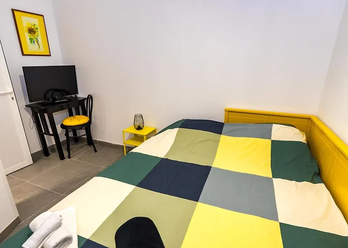 Haven House Near Drniš *