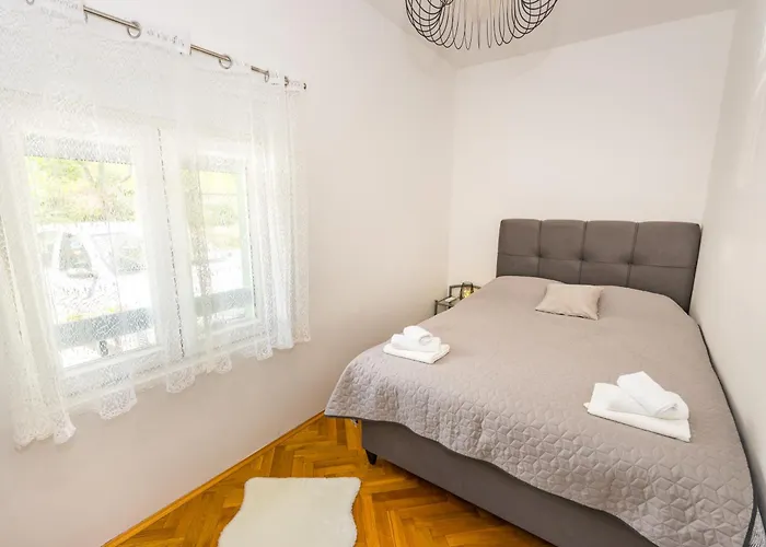 Vakantiehuis Haven House Near Drniš Siveric